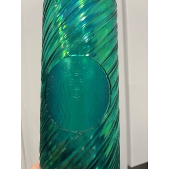 STARBUCKS Green Swirl Candy Cane 2022 Winter Christmas 16 oz Tumbler - Picture 6 of 7